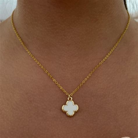 van cleef clover necklace copy